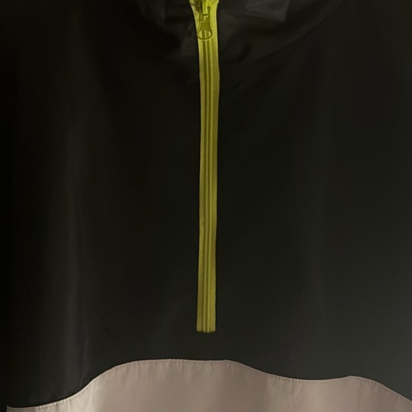 NWT XL MENS/UNISEX PULLOVER WINDBREAKER WITH QTR ZIPPER KANGAROO POCKET BLK/WHT - Picture 2 of 6